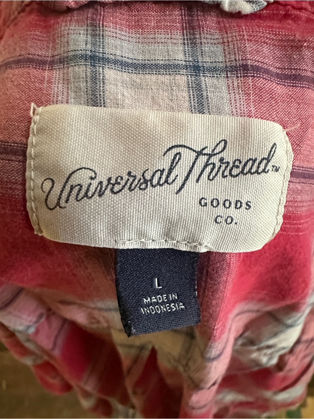 Universal Thread Red Plaid Button-Down Short Sleeve Shirt - Picture 2 of 6